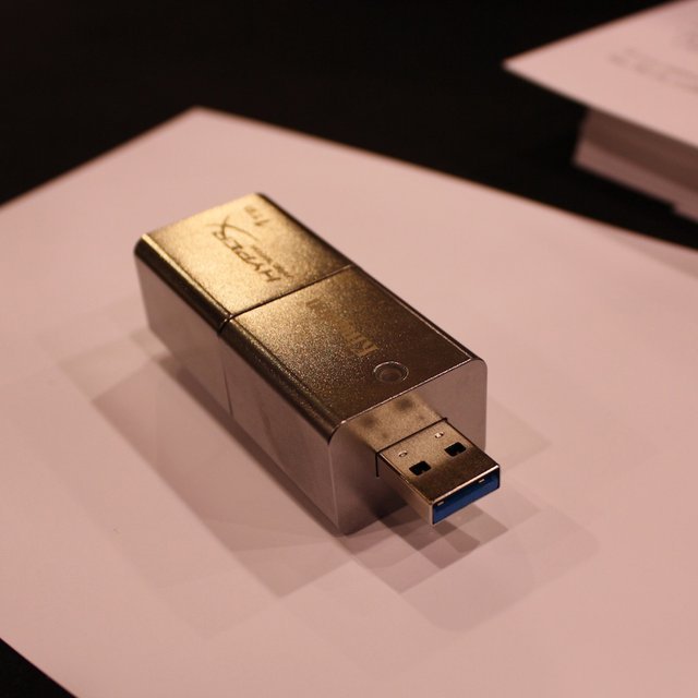 1 TB USB Flash Drive